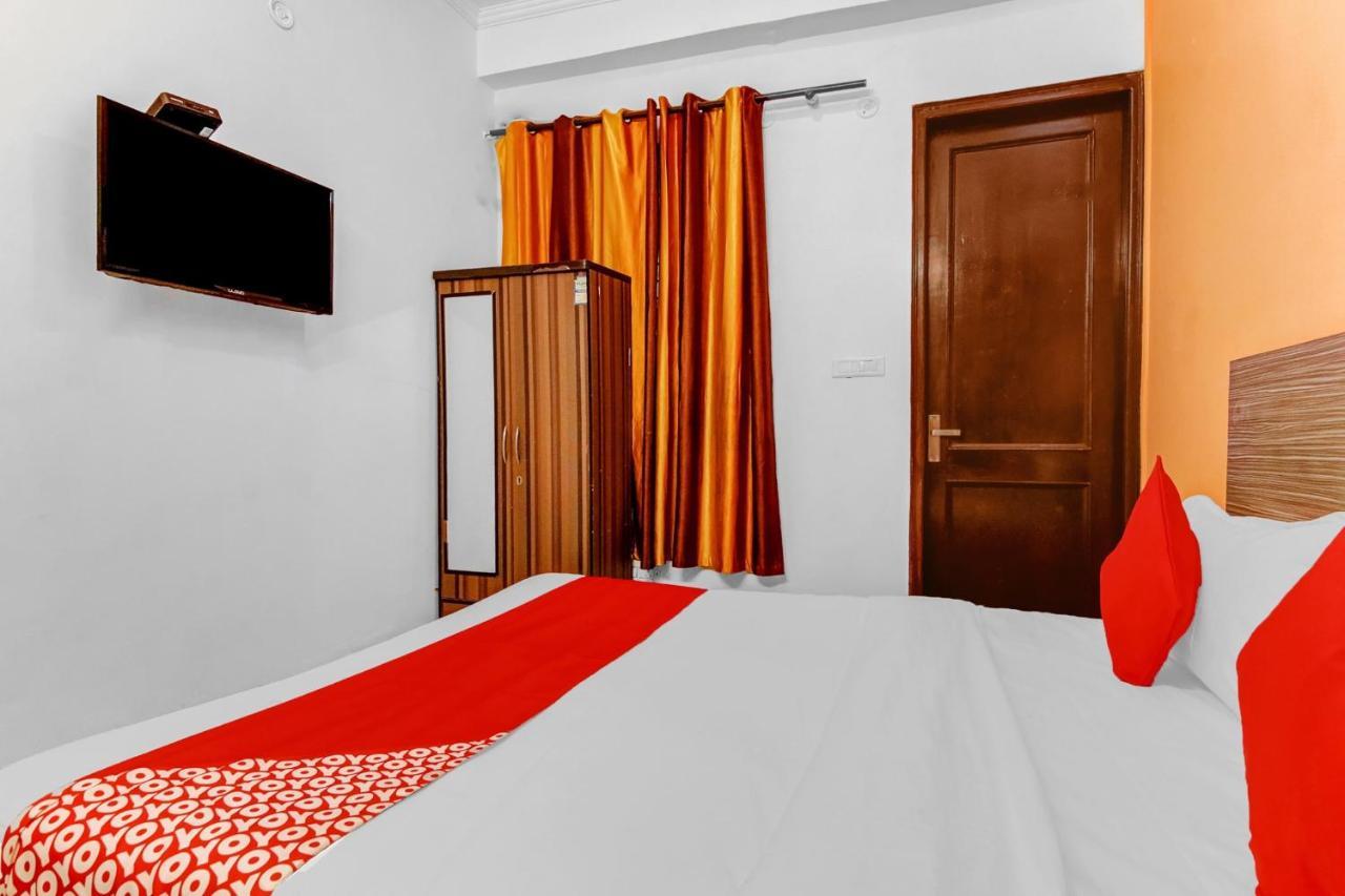 Hotel O Orlov Noida Zewnętrze zdjęcie